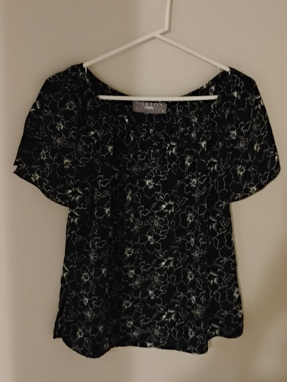 Vintage 2000s Norton Women's Floral Print Peasant Top Blouse